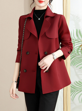 妈妈春装风衣外套2024新款洋气高贵中老年女减龄春秋红色西装上衣