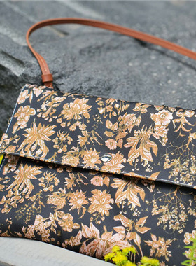 金蕊 丝绸印花休闲手提包斜跨通勤信封包真丝腋下包袋子