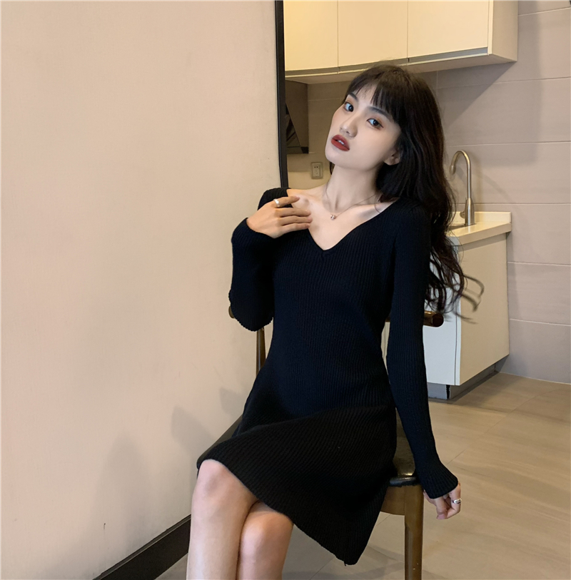 Korean women's long sleeve knitted dress