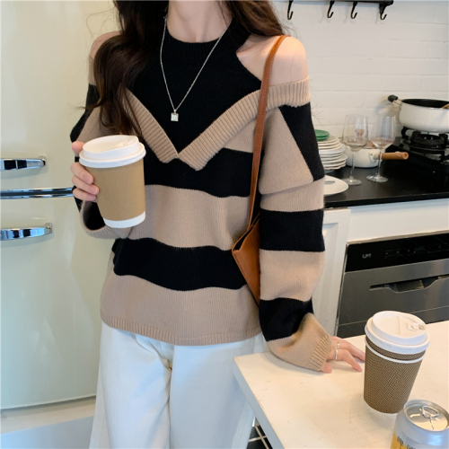 Real shooting real price Design sense halter neck off-shoulder loose striped knitted sweater mid-length top