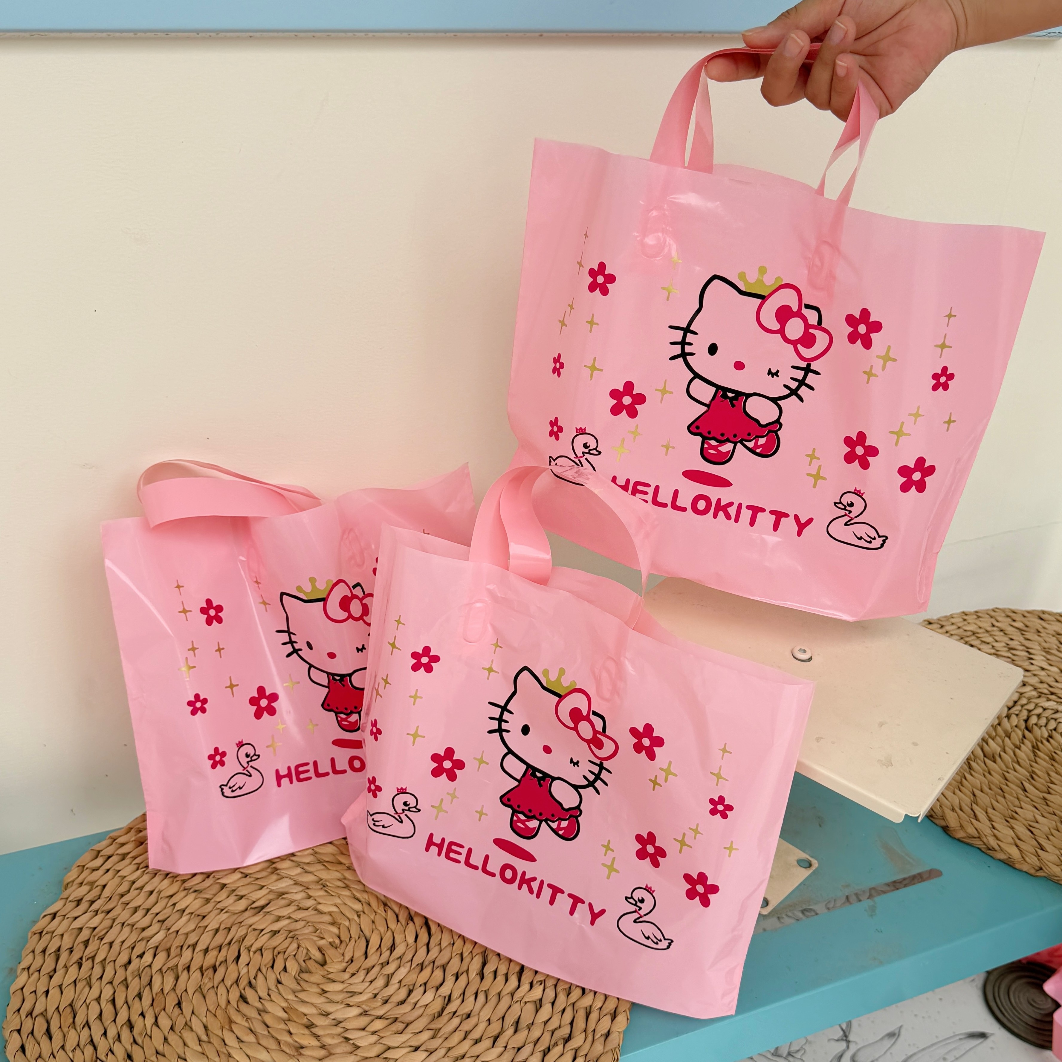 新款高档服装店手提袋子塑料包装礼品购物童装衣服鞋盒袋定制logo