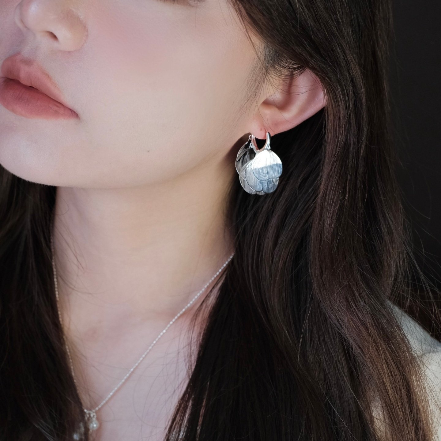 《银瓣舞》仙气清冷独特银色镂空树叶花瓣流苏耳环耳扣耳夹耳饰女