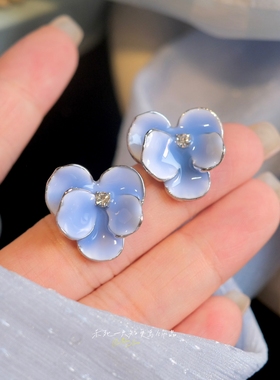 《立夏之蓝》春夏法式仙气清新蓝色珐琅立体晕染花朵耳钉耳环耳夹