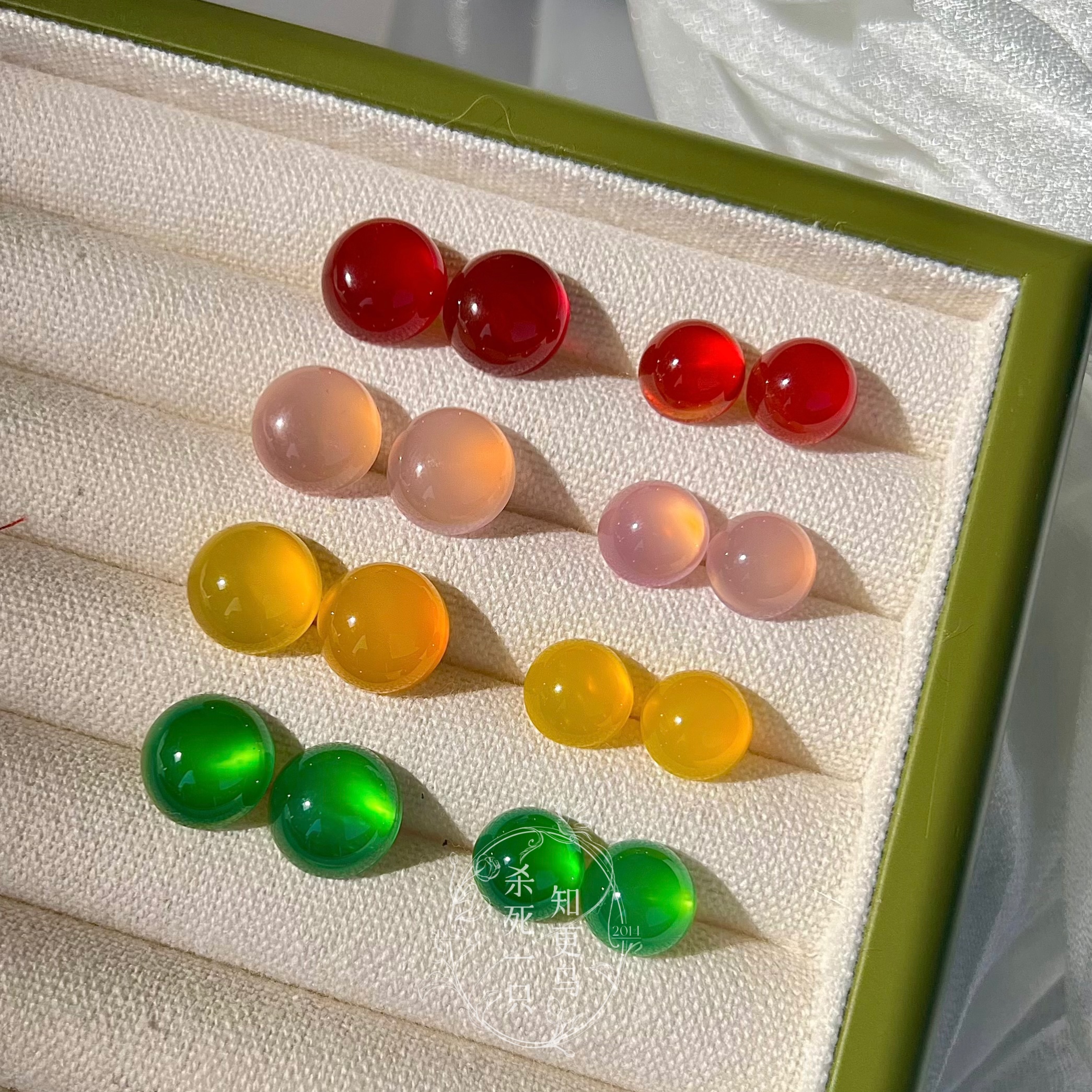 《彩虹糖》新中式国风小巧春夏彩色天然玉髓玛瑙圆形耳钉耳环耳夹
