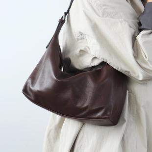 布谷森林女士真皮包包时尚 牛皮单肩腋下包斜挎包饺子包女复古B601