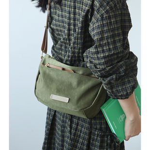 布谷森林女士新款牛津布配牛皮单肩包休闲轻便百搭斜挎小方包B561