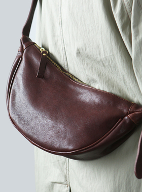 布谷森林女士真皮小众韩版饺子包头层牛皮高级感单肩包斜挎包B604