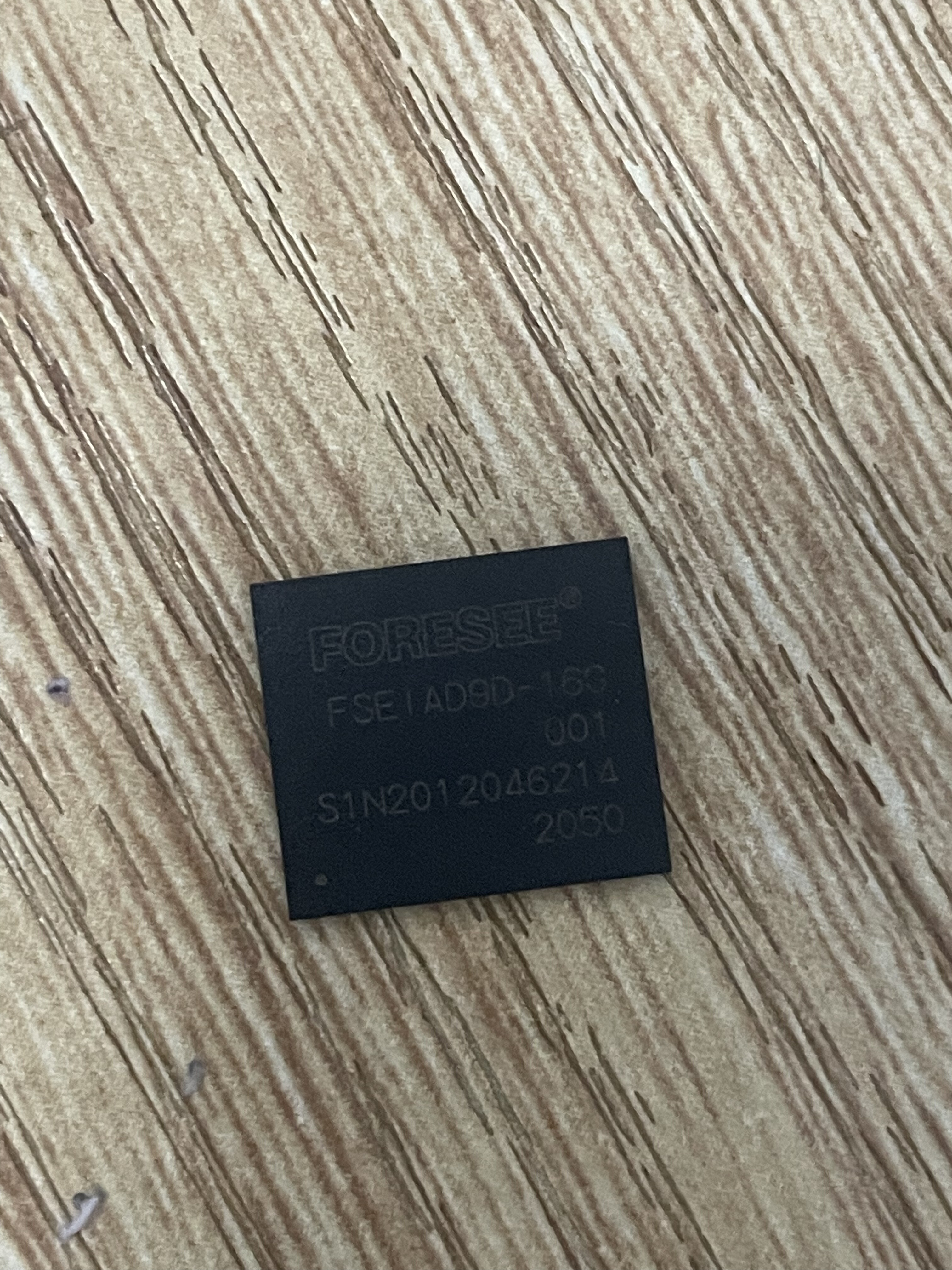 全新原装 FSEIAD9D-16G 16GB储存芯片 EMMC 5.1版本