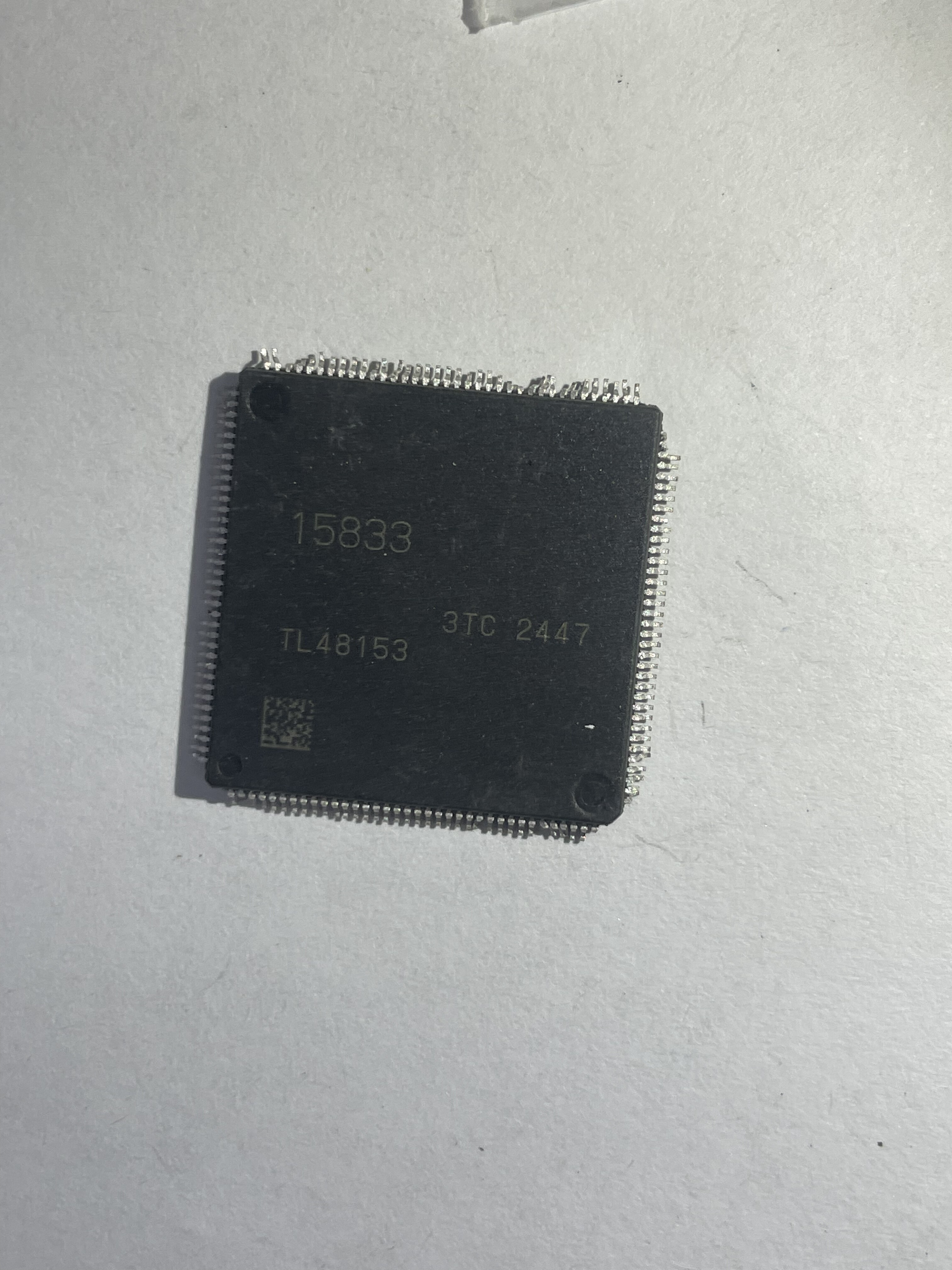 全新原装现货 新能源电脑版MCU R7F7015833 15833 汽车仪表CPU