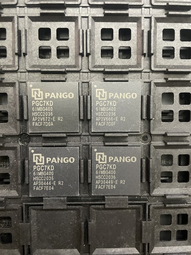 全新原装现货直拍 紫光同创 PGC7KD PGC7KD-6IMBG400 BGA封装