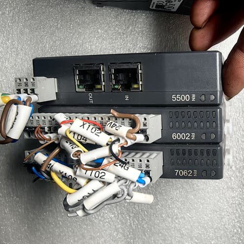 议价台达PLC主机套装，型号R1-EC5500D0配6002+7可维修