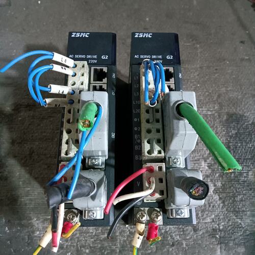 议价之山驱动器 750W ZSD-G2A3208A 1台 成可维修