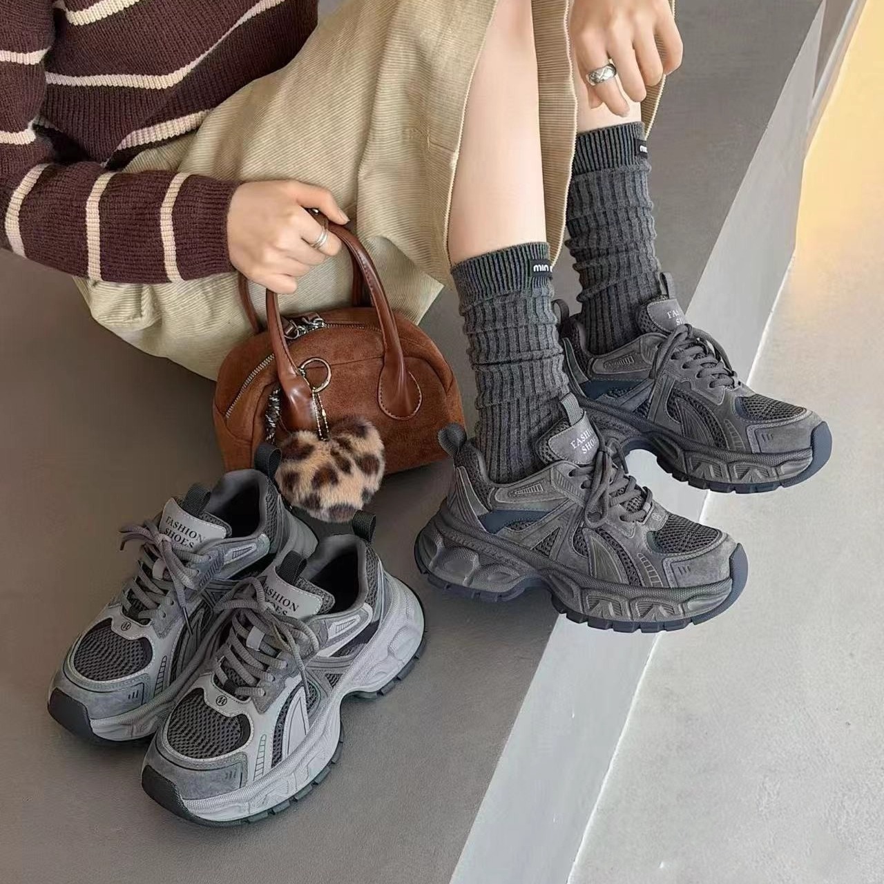 艾模儿加绒老爹鞋25冬款女鞋时尚百搭舒适增高气质潮鞋显瘦厚底