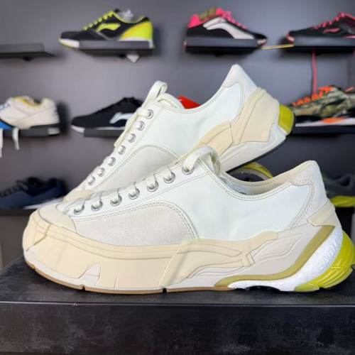 李宁春季肖战同款无忌男女轻量经典回弹潮流低帮运动鞋AZGT038