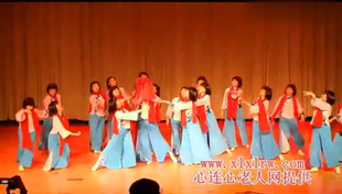 红色舞蹈群舞我心中的那面旗舞蹈白色衣服蓝色裤子民间舞蹈