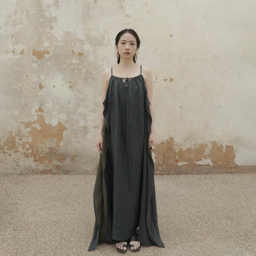 撞色亚麻宽松吊带连衣裙