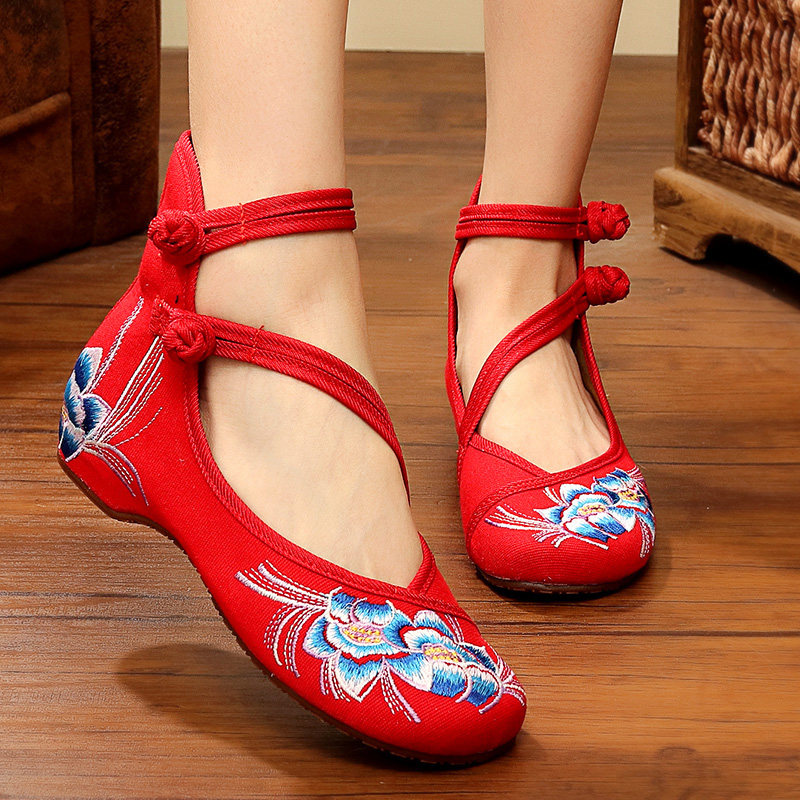 2018 Autumn new pattern Ethnic style Embroidered shoes ventilation Dancing shoes Old Beijing cloth shoes The increase in leisure time Women's Shoesin the Women's Shoes, Low shoes  category - from Buy2taobao.com to provide professional Taobao agent buy service