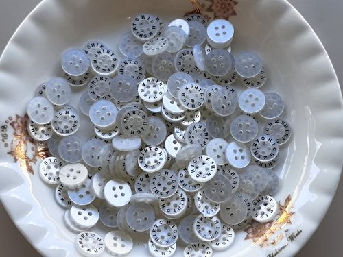 11mm白色四眼衬衣纽扣塑料扣子diy衬衫上衣外套毛衣满20元包邮