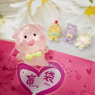 小学生幼儿园盲袋奖励兔子小猪玩具动物迷你仿真微弱贴片奶油胶