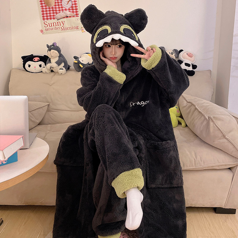 2025年新款睡袍珊瑚绒加绒加厚可爱卡通睡衣女冬季大码家居服套装