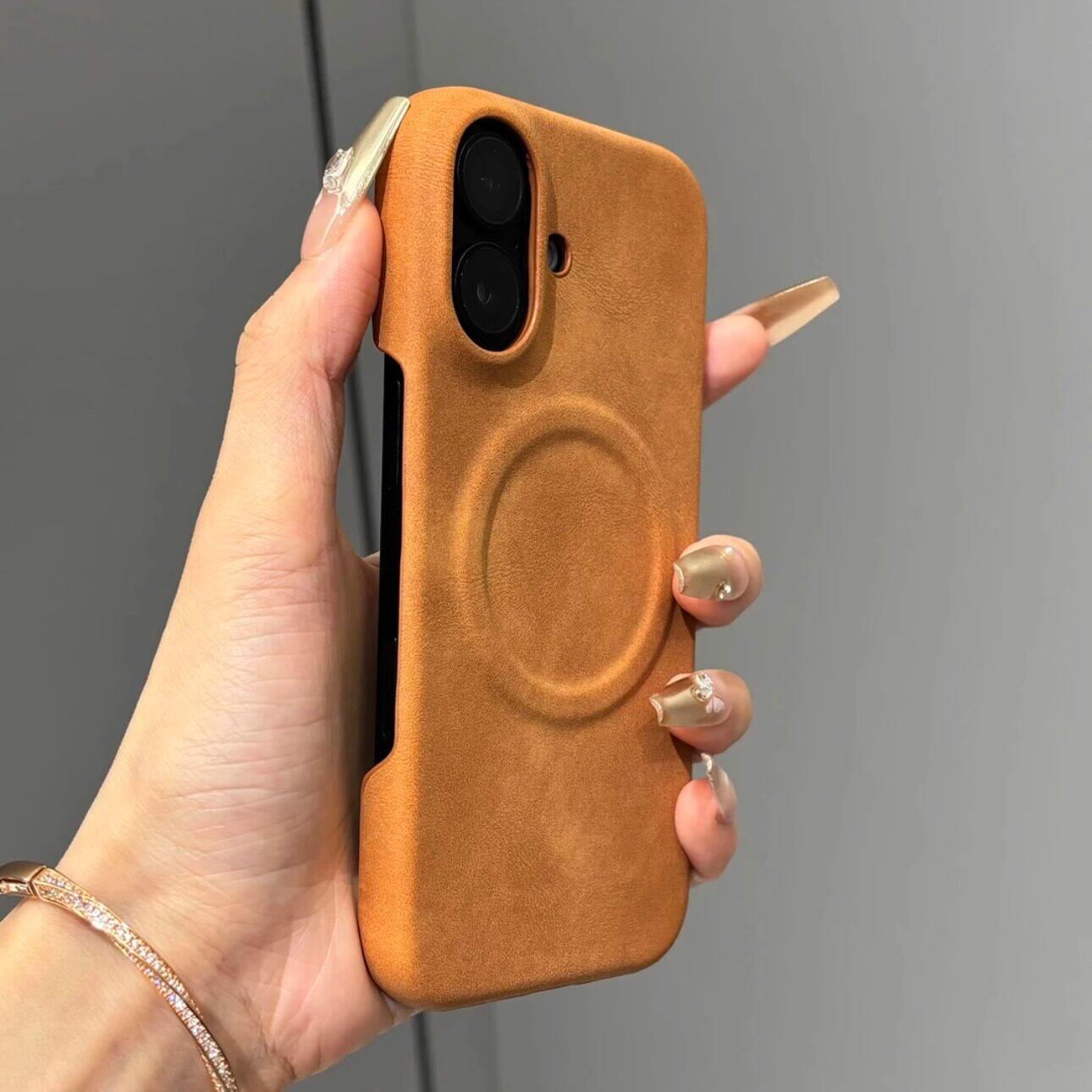 磁吸肤感羊巴皮适用17苹果16promax手机壳iPhone14高级感小米15Pro/13半包新款简约半包12保护套个性15plus男