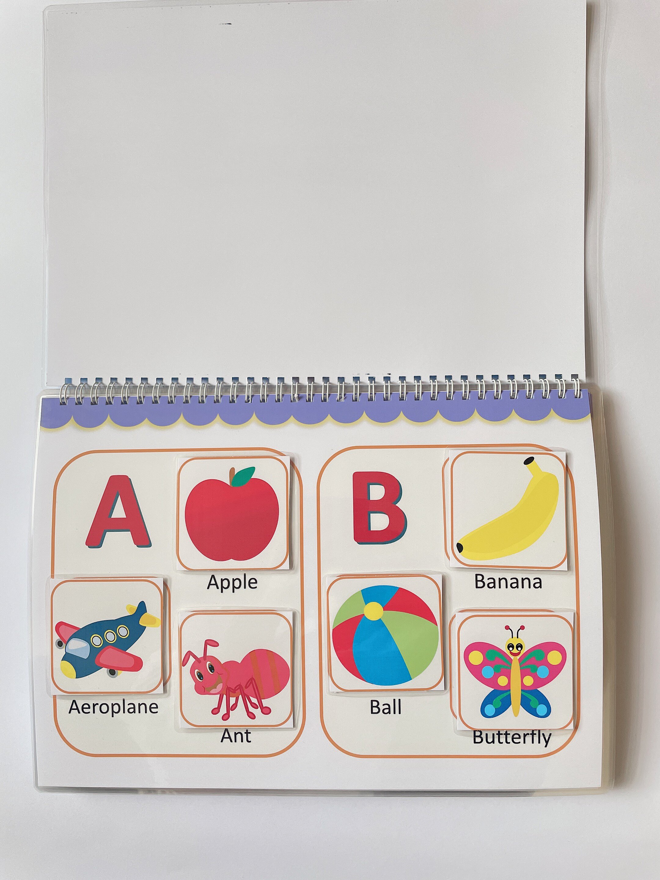 26字母安静书成品塑封英语启蒙益智粘贴书教具蒙氏早教专注力贴纸