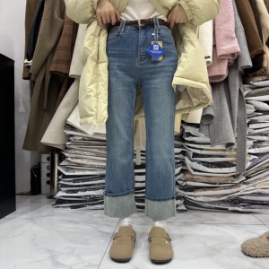 六悦1102薄绒裤脚卷边烟管裤2023秋冬高腰加绒小直筒九分裤牛仔裤