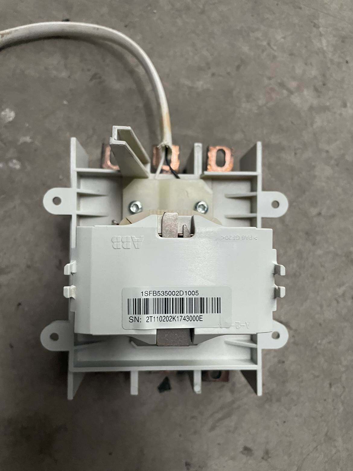 abb软启动器pstx系列旁路接触器1sfb535002d1005原装拆机功能包好