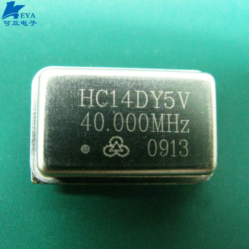 40MHZ直插晶振钟振 HC14DY5V 40.000MHZ长方形4脚国产品牌