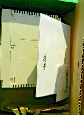 施耐德处理器模块TSXP574634M全新现货