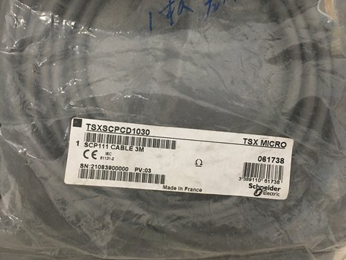 施耐德线缆TSXCDP203全新现货
