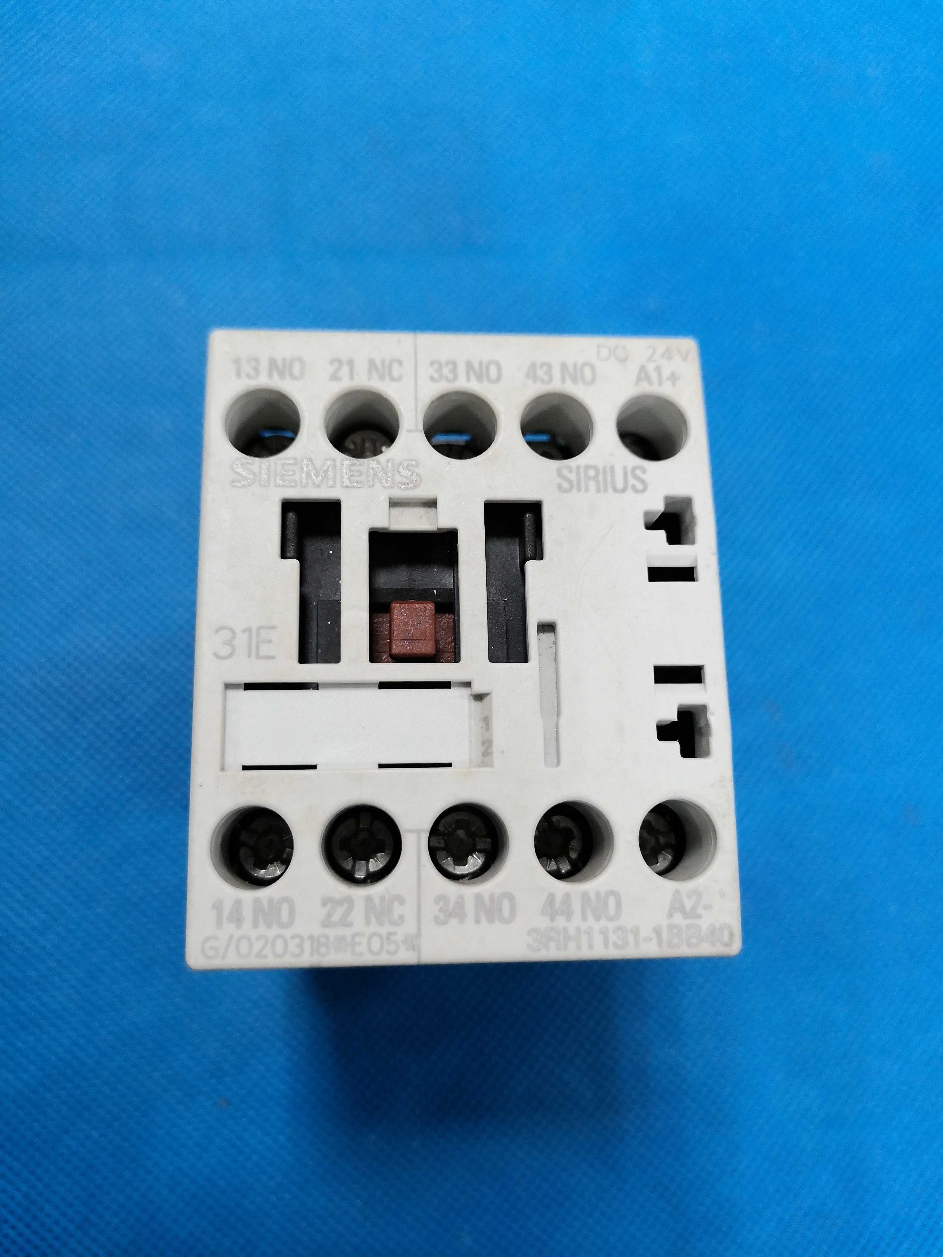 二手西门子接触器式中间继电器 3rh1131-1bb40 dc24v 实价无包装