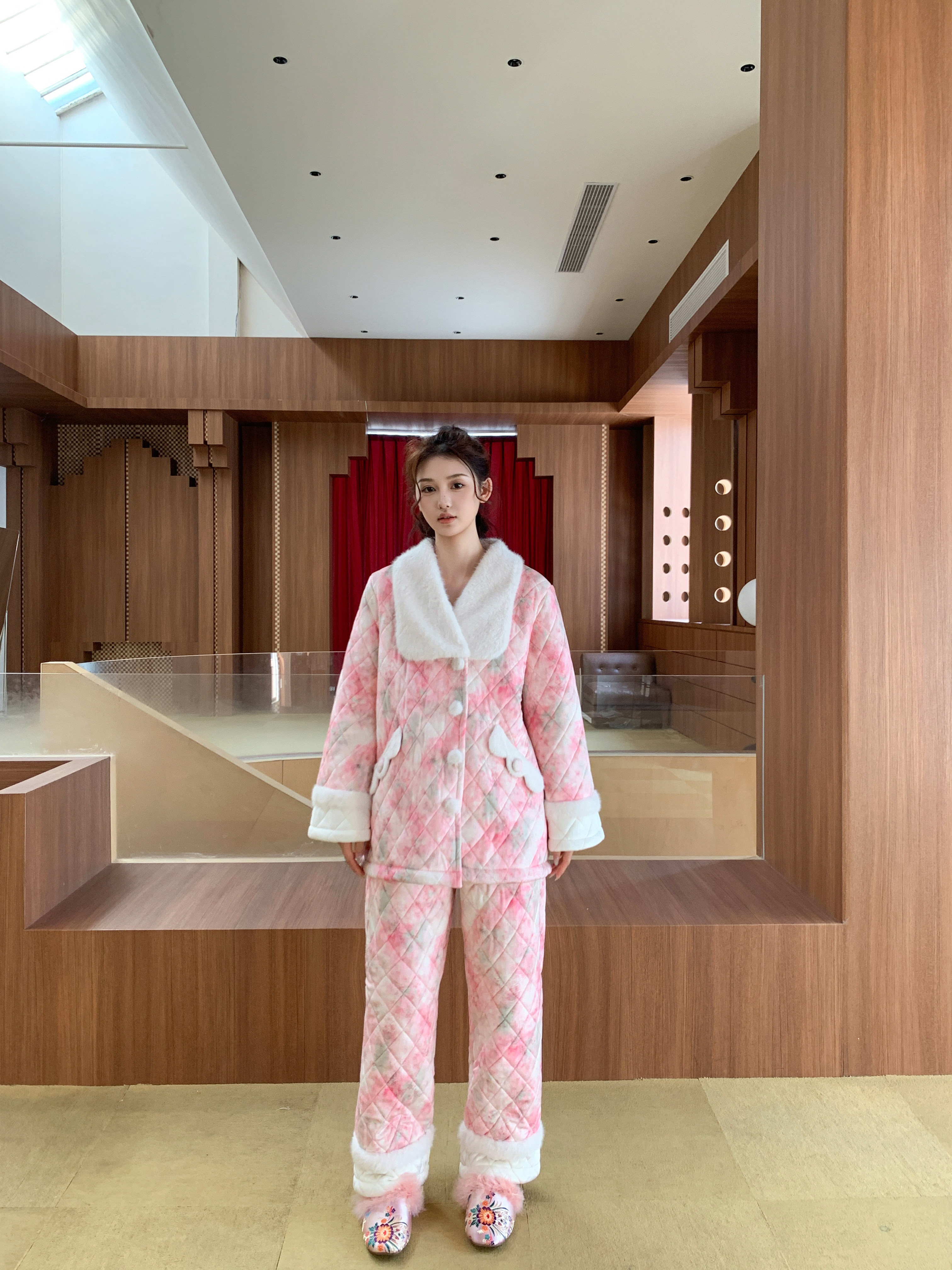 原艾慕优映雪相悦加厚夹棉女士冬季高贵优雅保暖睡衣家居服
