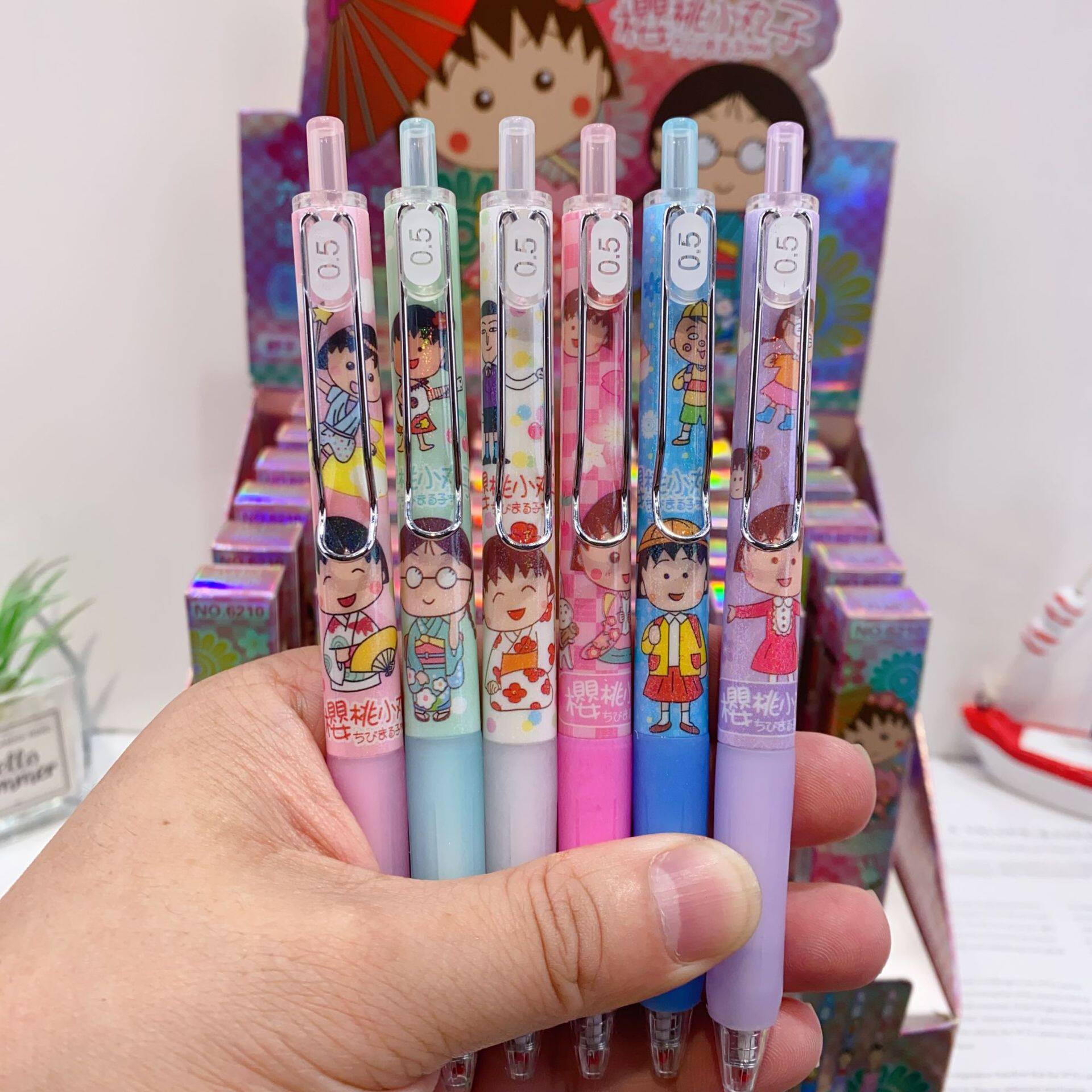 樱桃小丸子盲盒按动笔黑色中性笔