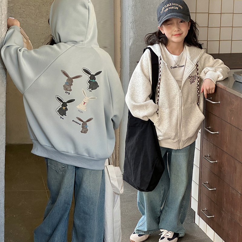 女童外套2025新款春秋款儿童洋气时髦连帽卫衣中大童女孩休闲上衣