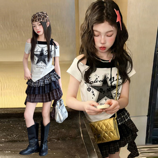 女童夏季炸街套装2026新款儿童薄款夏装露肩短袖花边格子裙两件套