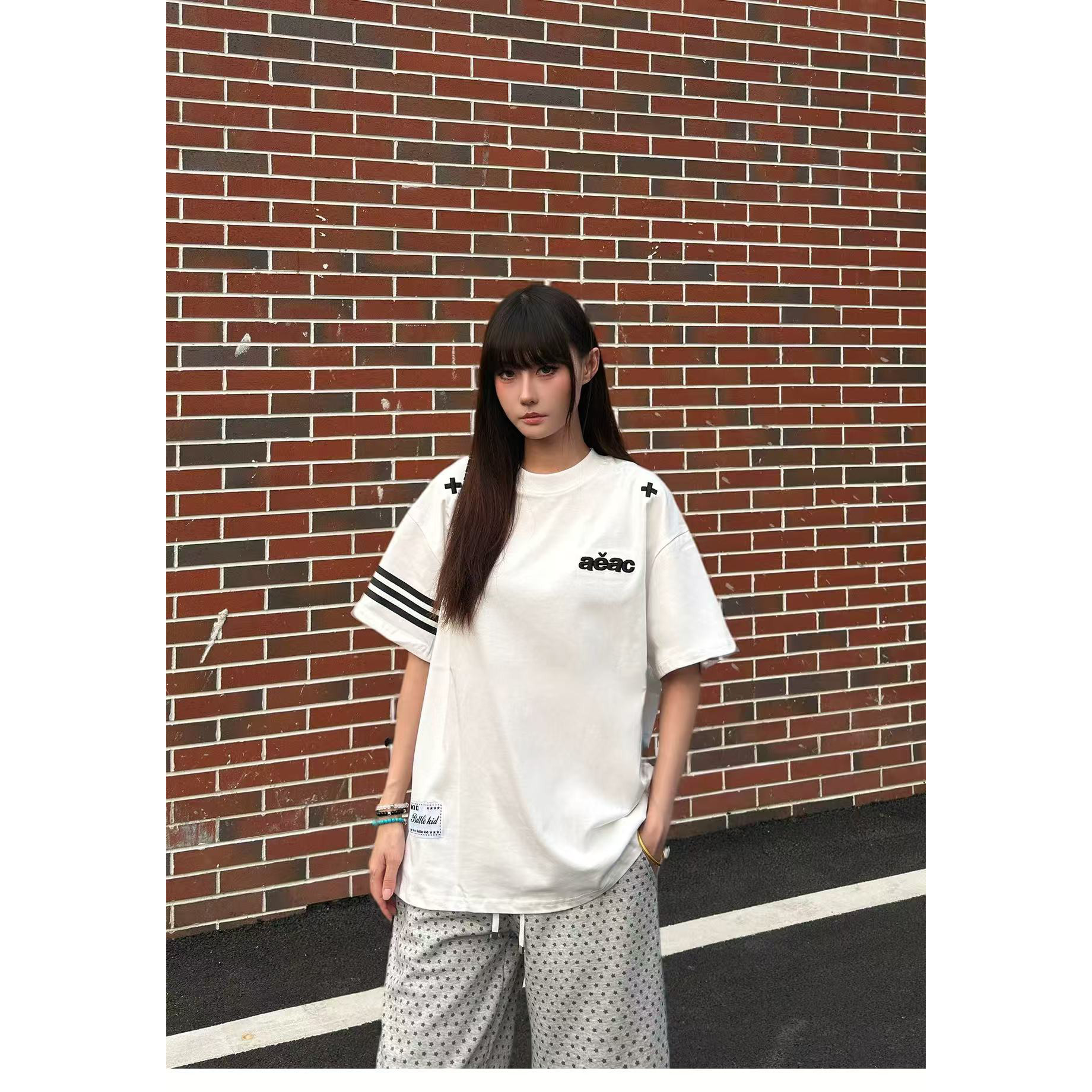 美式高街条纹拼接刺绣字母短袖t恤女夏季新款圆领设计感休闲上衣图片
