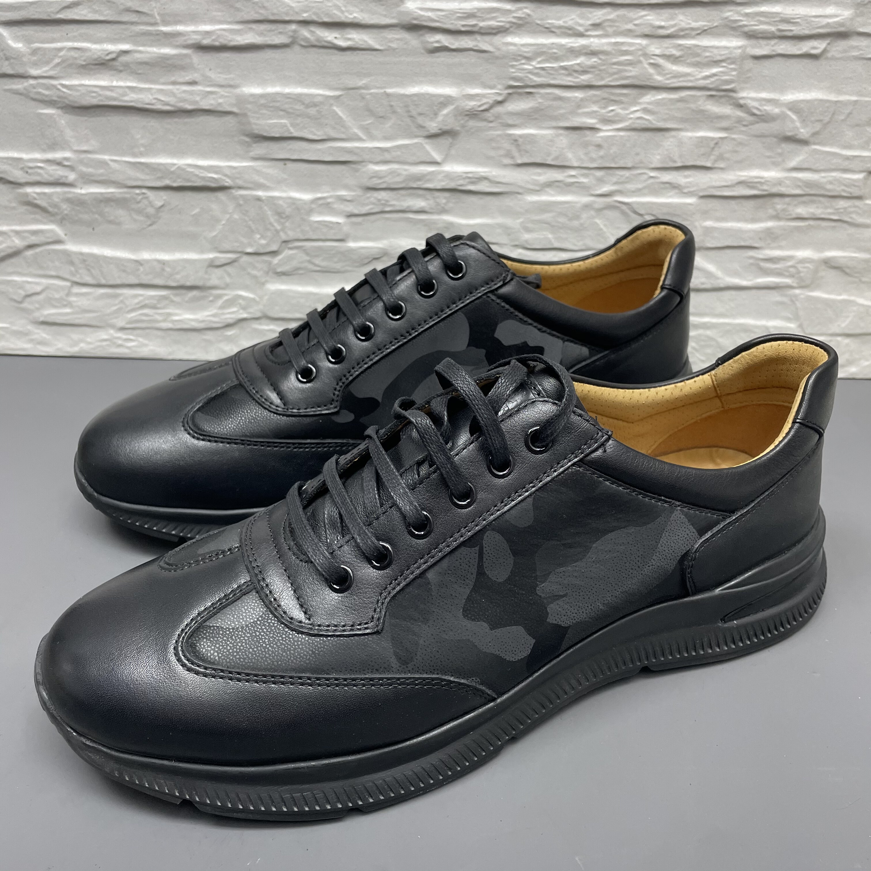 44码撤柜头层牛皮商务休闲皮鞋