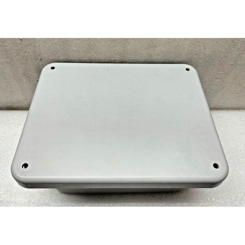 斯泰林封闭式 J806W 墙面安装封闭式 8X6X4 英寸 FG W