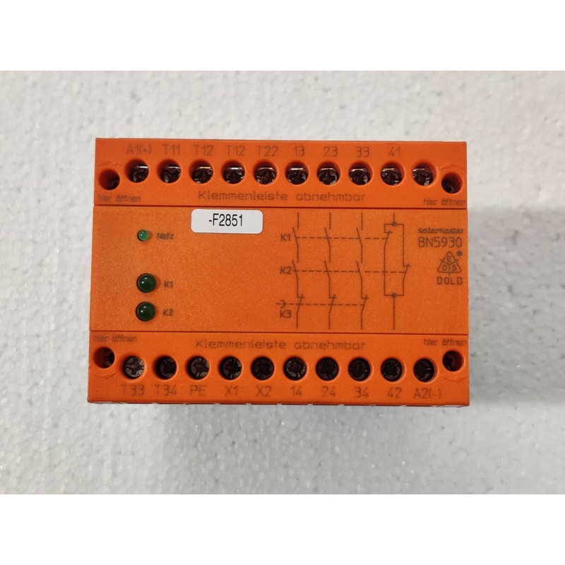 E.Dold & Sohne BN5930.48 Emergency Stop Module A1+A2 DC 24V
