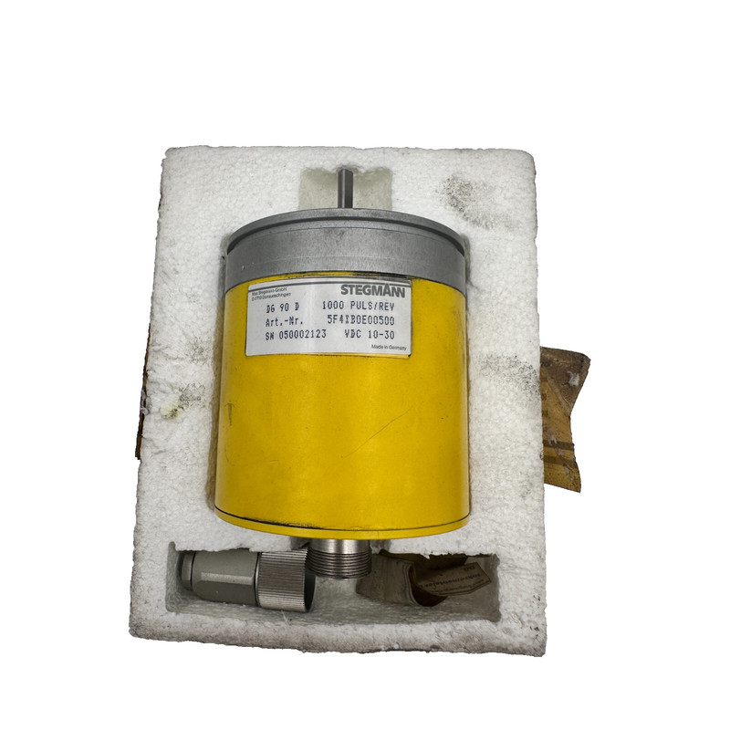 STEGMANN HENGSTLER DG 90 5F4XB0E00500 1000 PULS/REV ENCODEUR