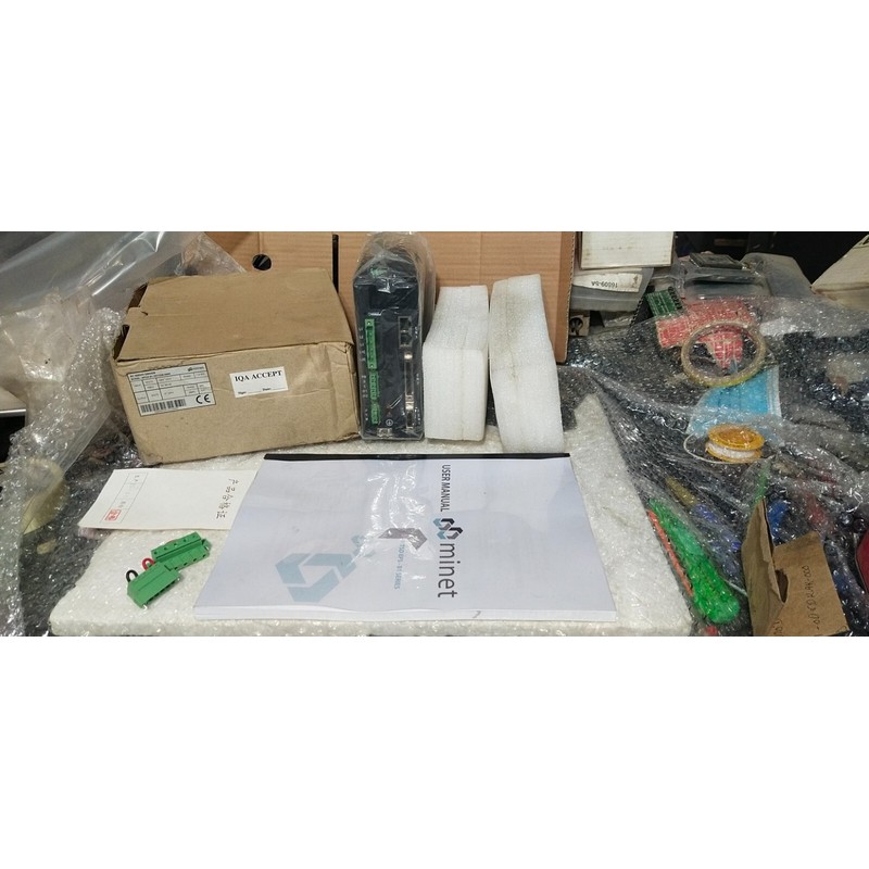 Minet MTSD-B1 交流电伺服驱动器 3Ph 220V 750W 控制器发射器仪