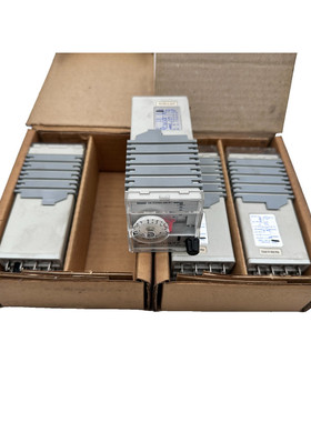 CHAUVIN ARNOUX 48 RELAIS TEMPORISE 220V 50Hz x1pc