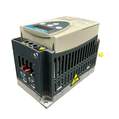 TELEMECANIQUE ATV11HU05M2E ALTIVAR 11 0.18kW 1/4HP 200/240V