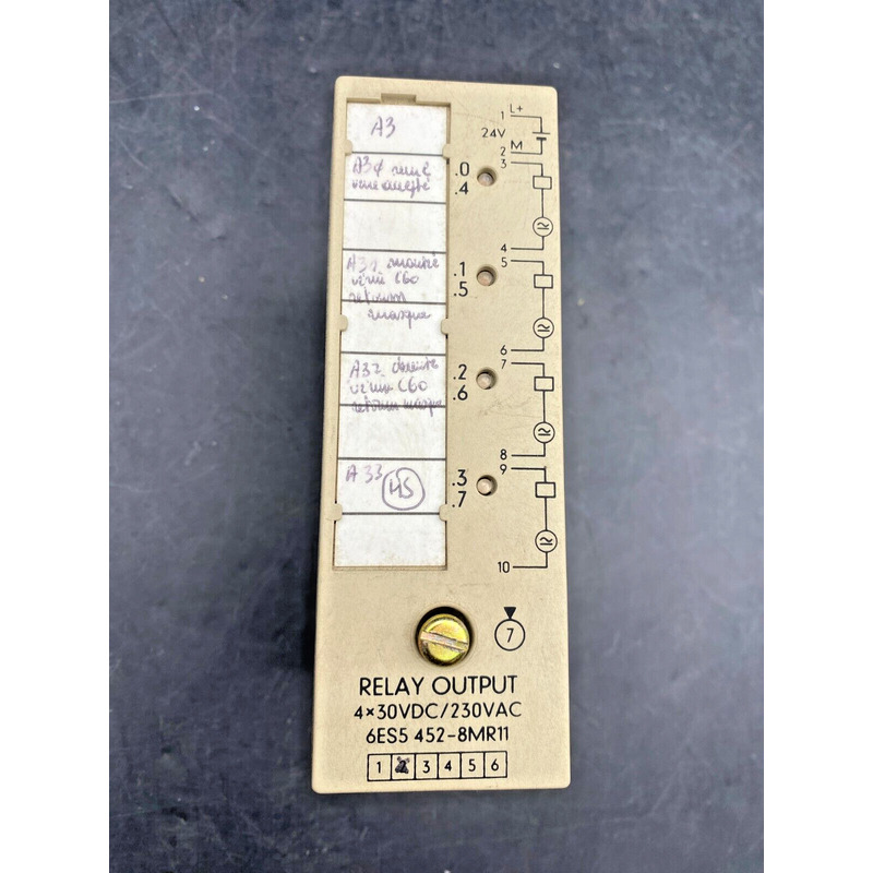 SIEMENS 6ES5452-8MR11 RELAY OUTPUT MODULE