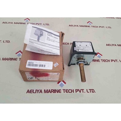 United Electric B54-15696 Temperature Switch 721 T-63