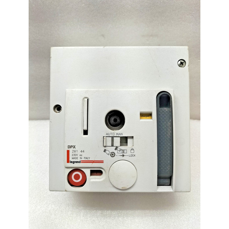 乐高 26144 摩托车操作员 AC 230V 适用于 DPX3 Circuit Breaker