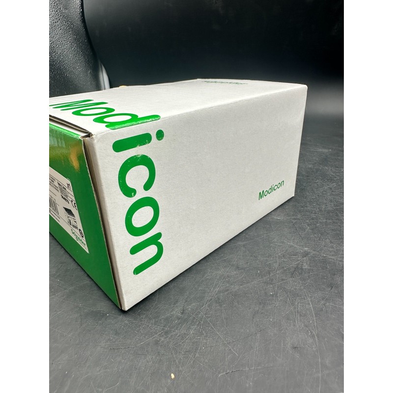 1pc x SCHNEIDER ELECTRIC TM221CE40R M221 New in box
