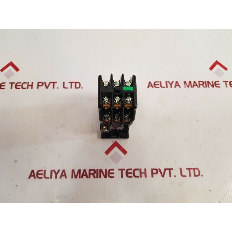 Fuji electric src50-2u/x (3a3b) electric magnetic contactor