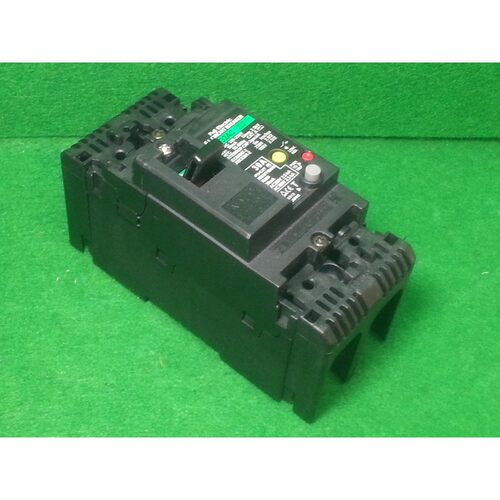 富士电气 EG32AC EB2AEAC-030B 30A 交流电 100-230V E.L. 断路器
